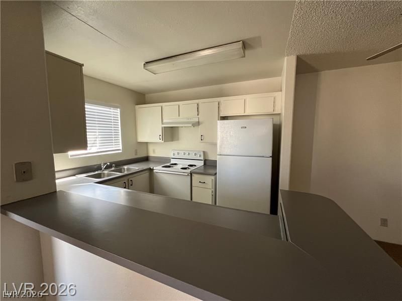 2989 Juniper Hills Boulevard 203 — photo 5 of 11