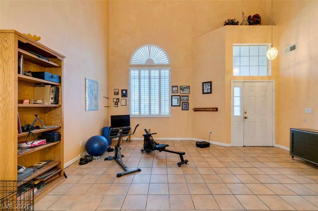 827 Fuerte Court — photo 4 of 28