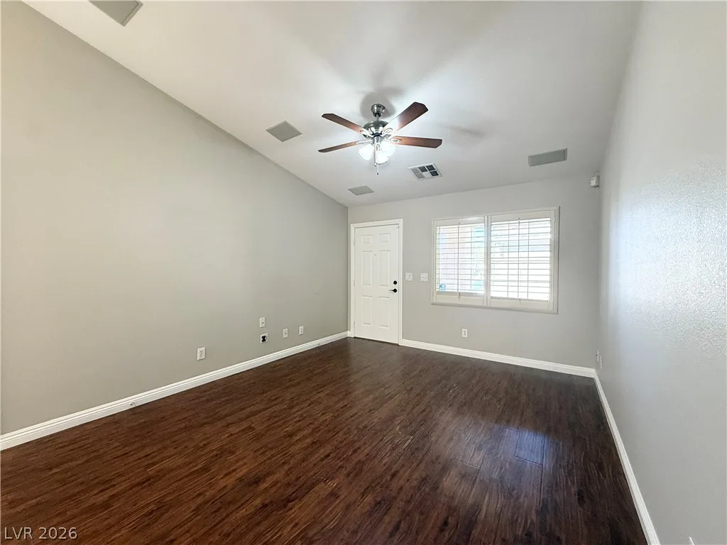 8622 Lakota Street — photo 5