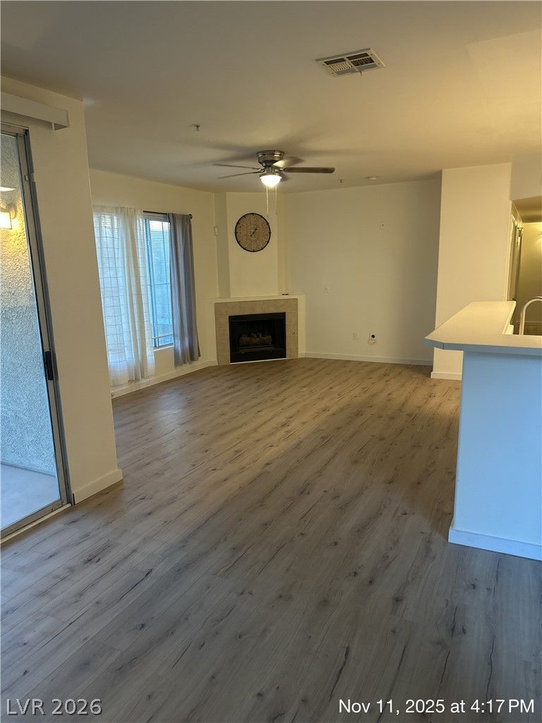 7143 South Durango Drive 312 — photo 4 of 34