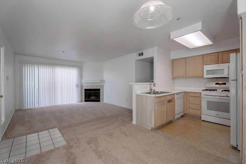 4955 Lindell Road 218 — photo 5
