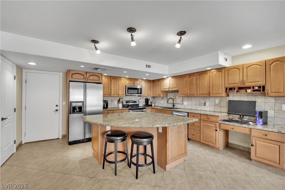 1324 Rawhide Street — photo 4