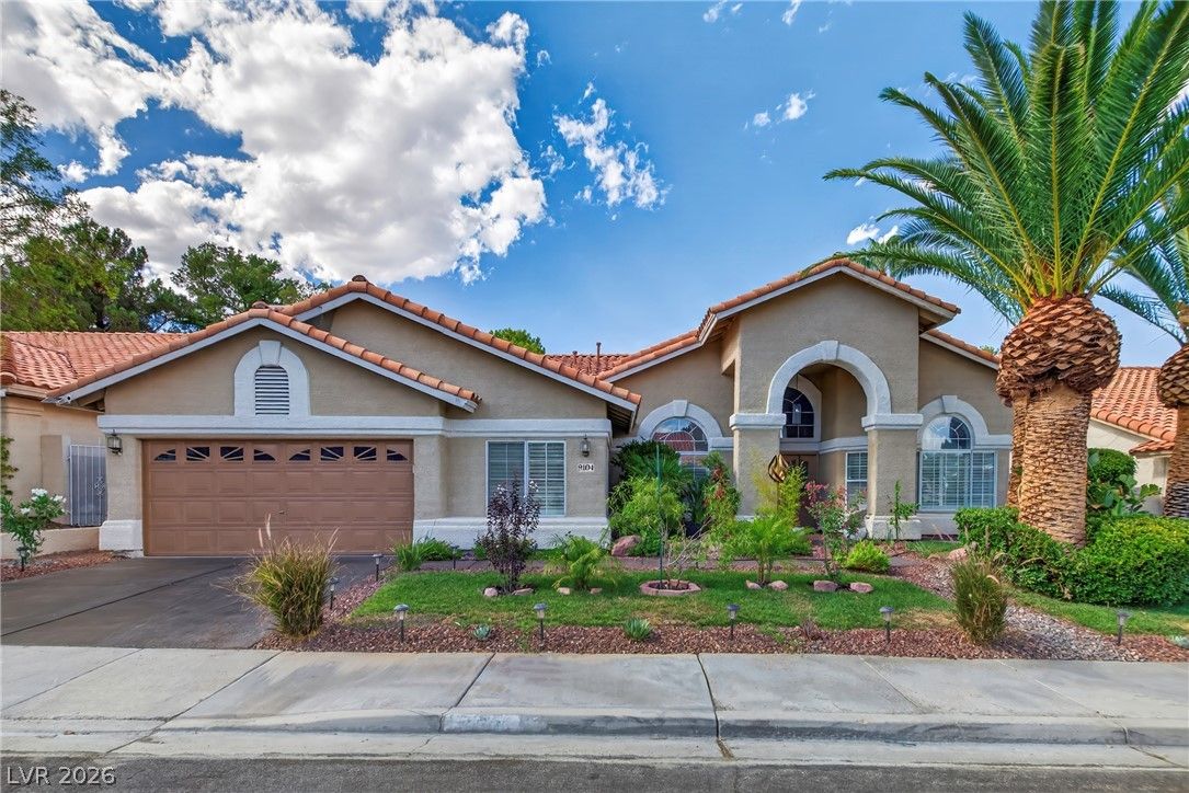 9104 Covered Wagon Avenue — photo 4 of 53