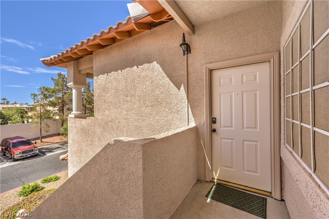 2925 Wigwam Parkway 1724 — photo 5 of 22