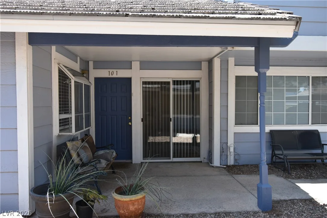 5851 Medallion Drive 101 — photo 2