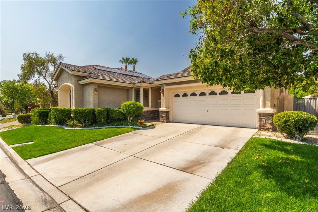 2215 Scarlet Rose Drive — photo 3