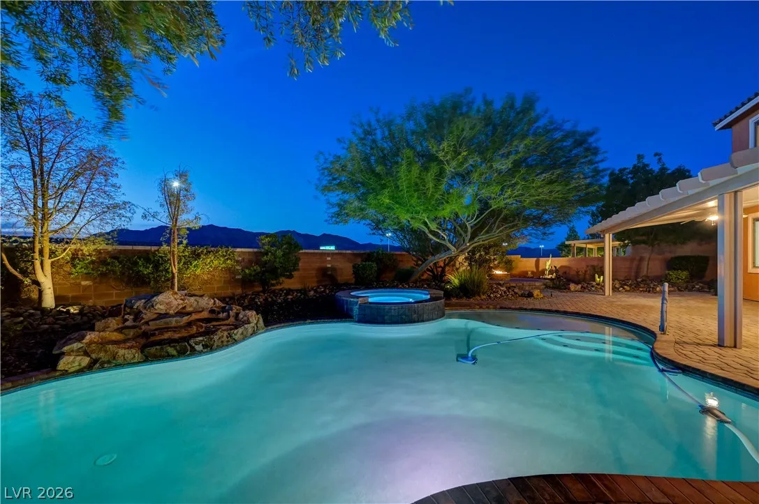 2332 Nature Park Drive — photo 3