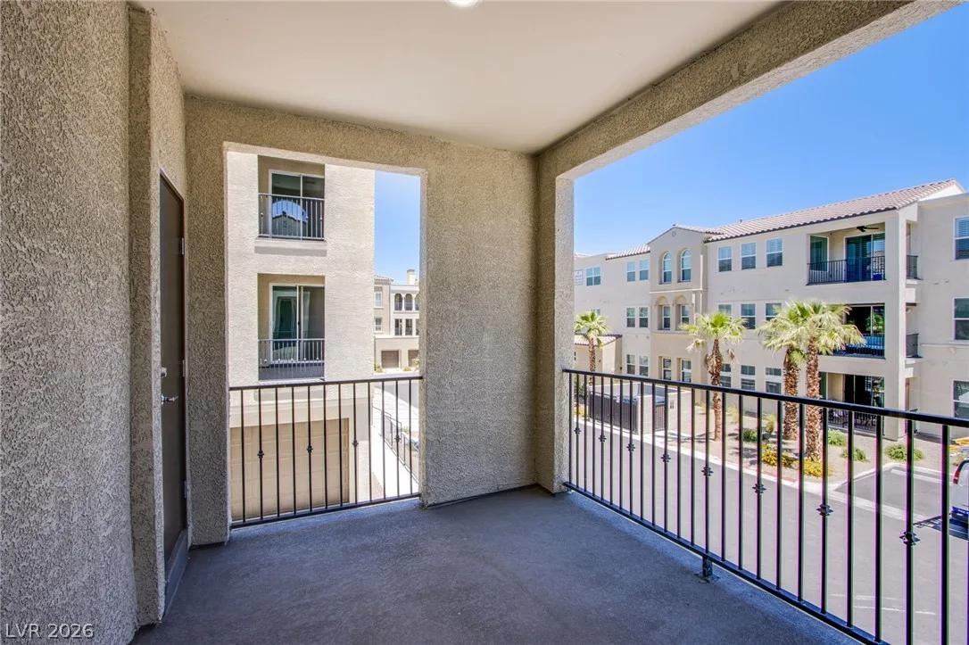2555 Hampton Road 11201 — photo 5