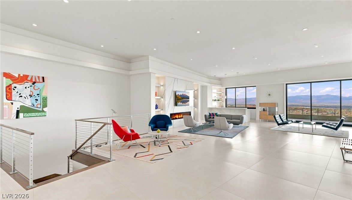 677 Overlook Rim Drive — photo 4