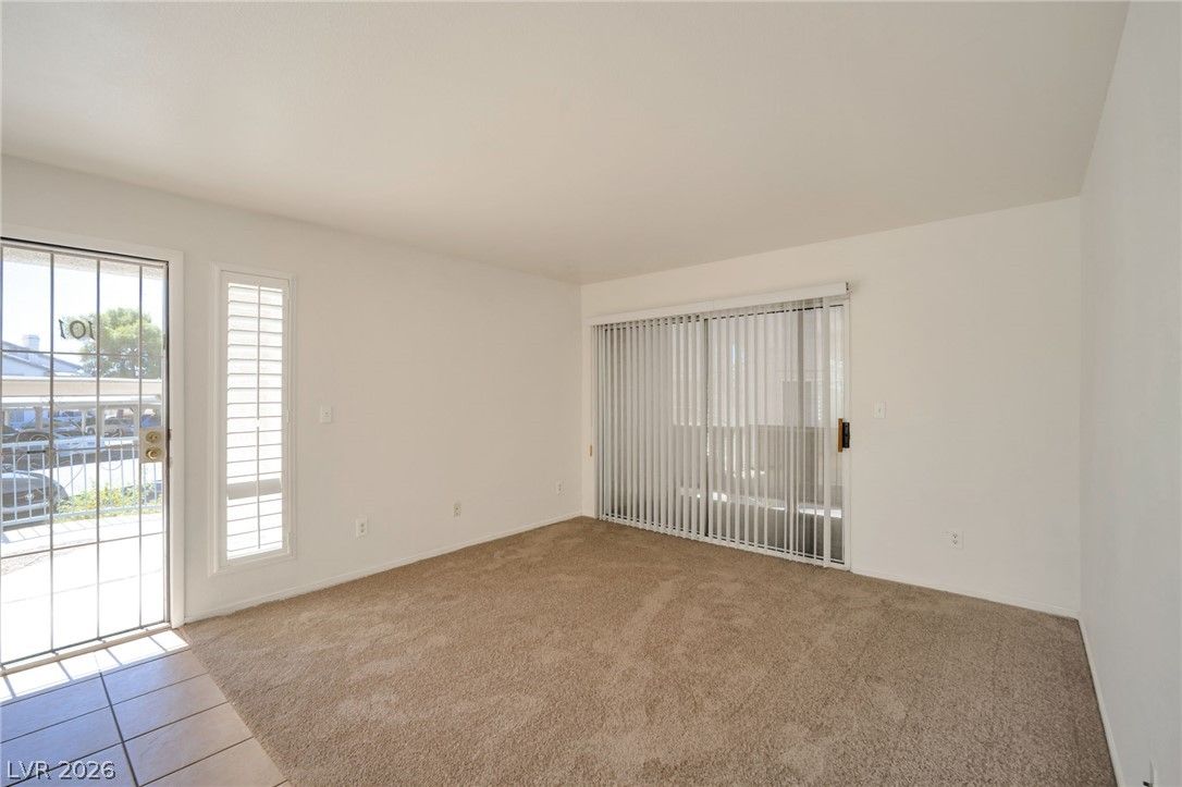 3046 Tarpon Drive 101 — photo 5 of 17