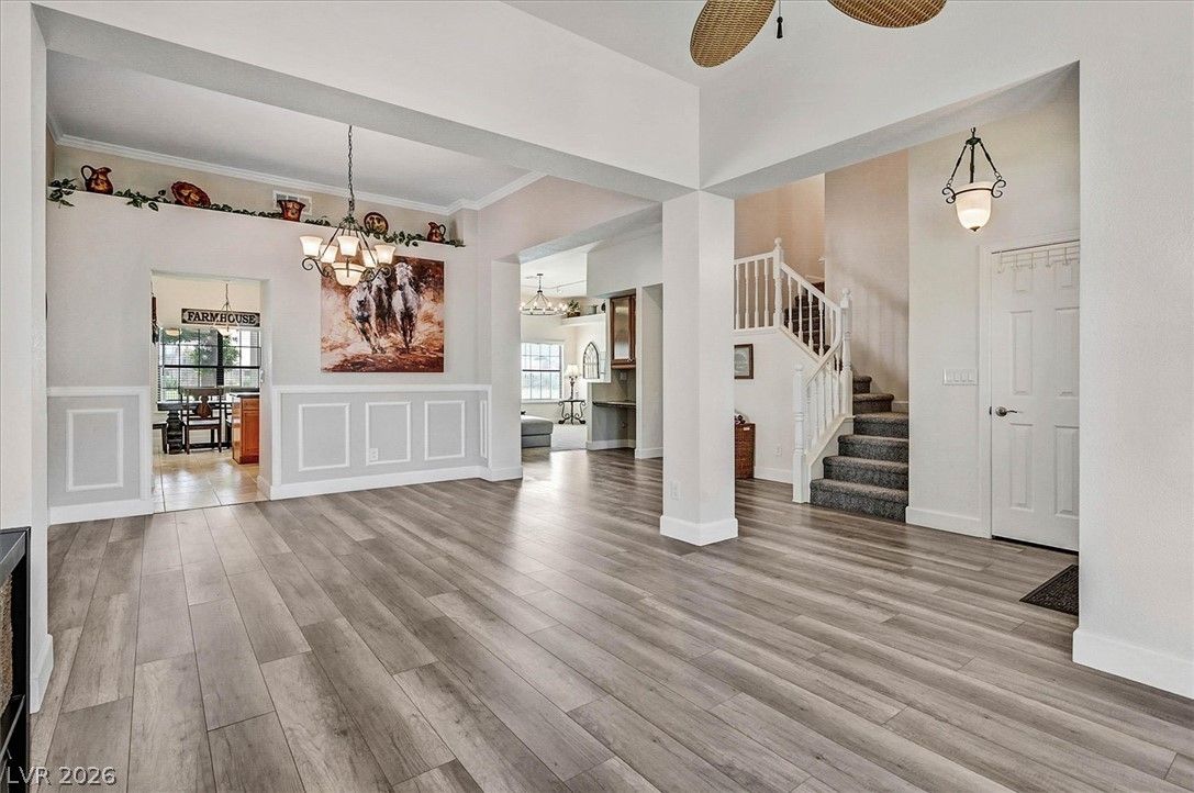 5520 Singing Hills Drive — photo 2