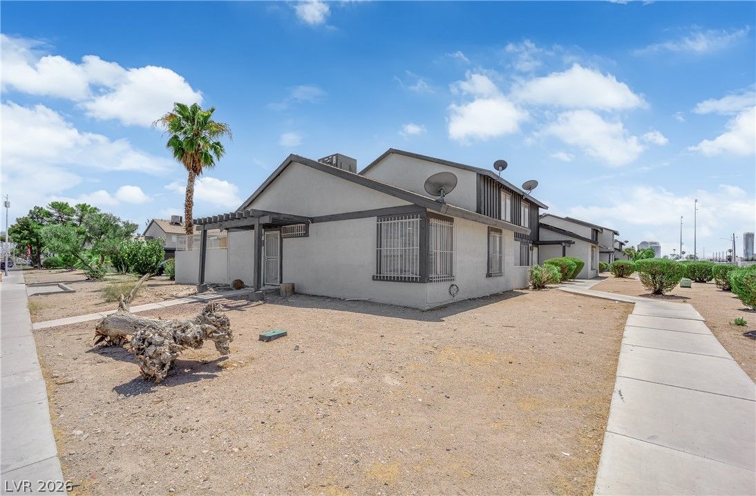 3100 Chadford Place — photo 2