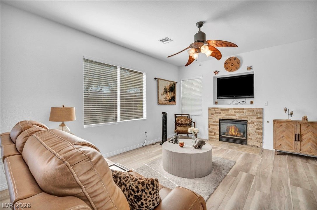 136 Samantha Rose Street — photo 3