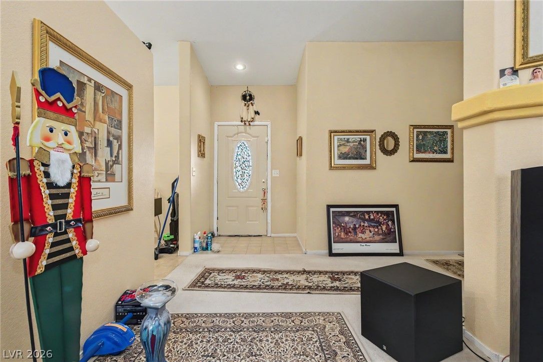 337 Maritocca Avenue — photo 3 of 28