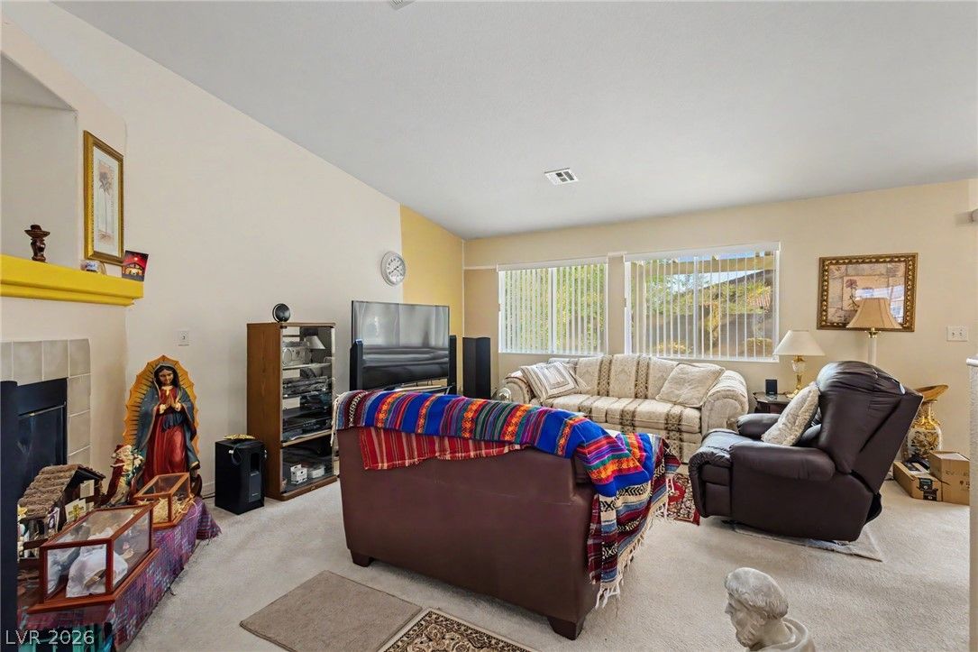 337 Maritocca Avenue — photo 5 of 28