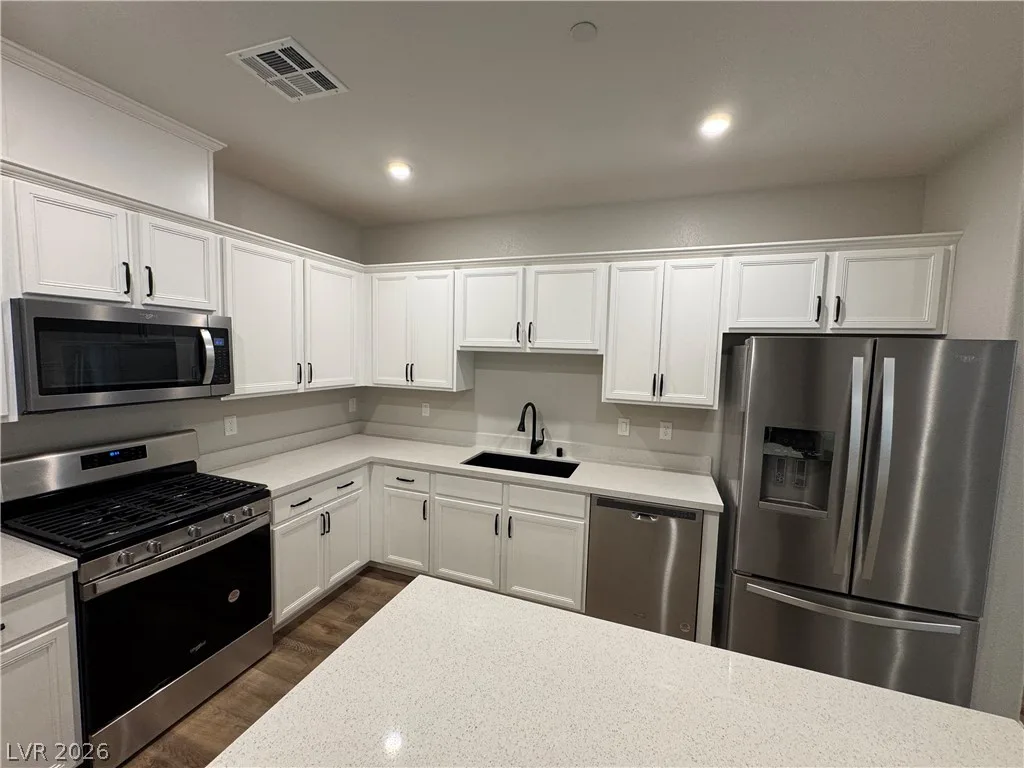 481 Filaree Place — photo 3