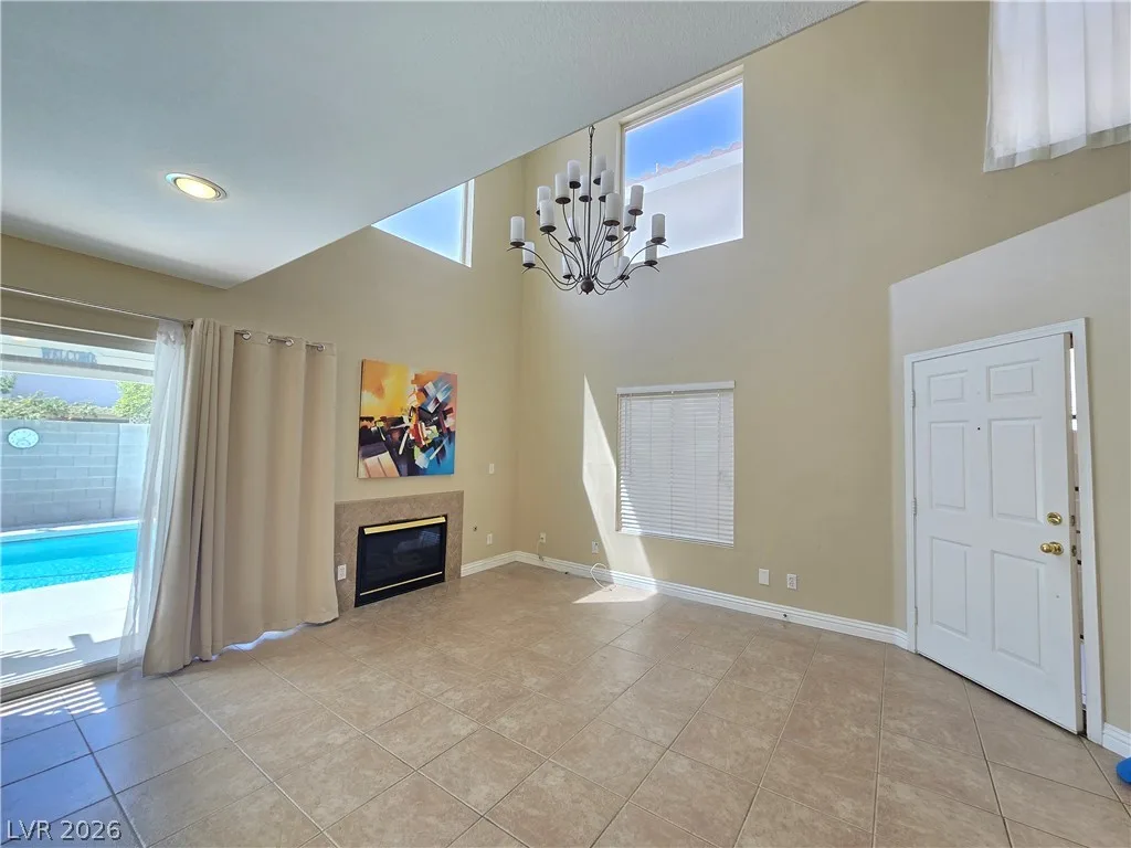 8449 Faucet Avenue — photo 4