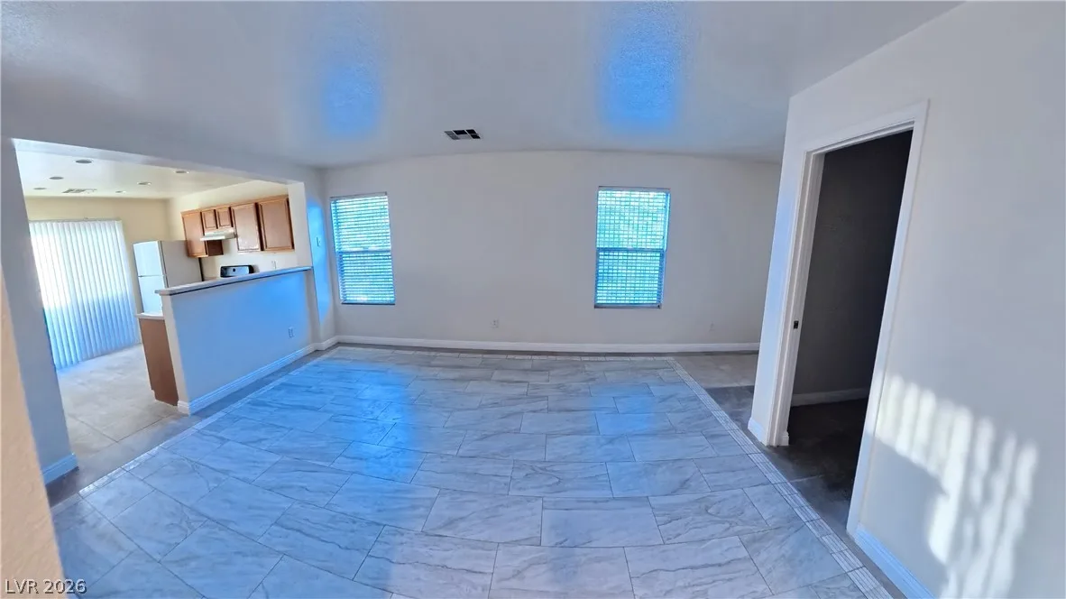 5591 Doubleday Street — photo 4 of 6