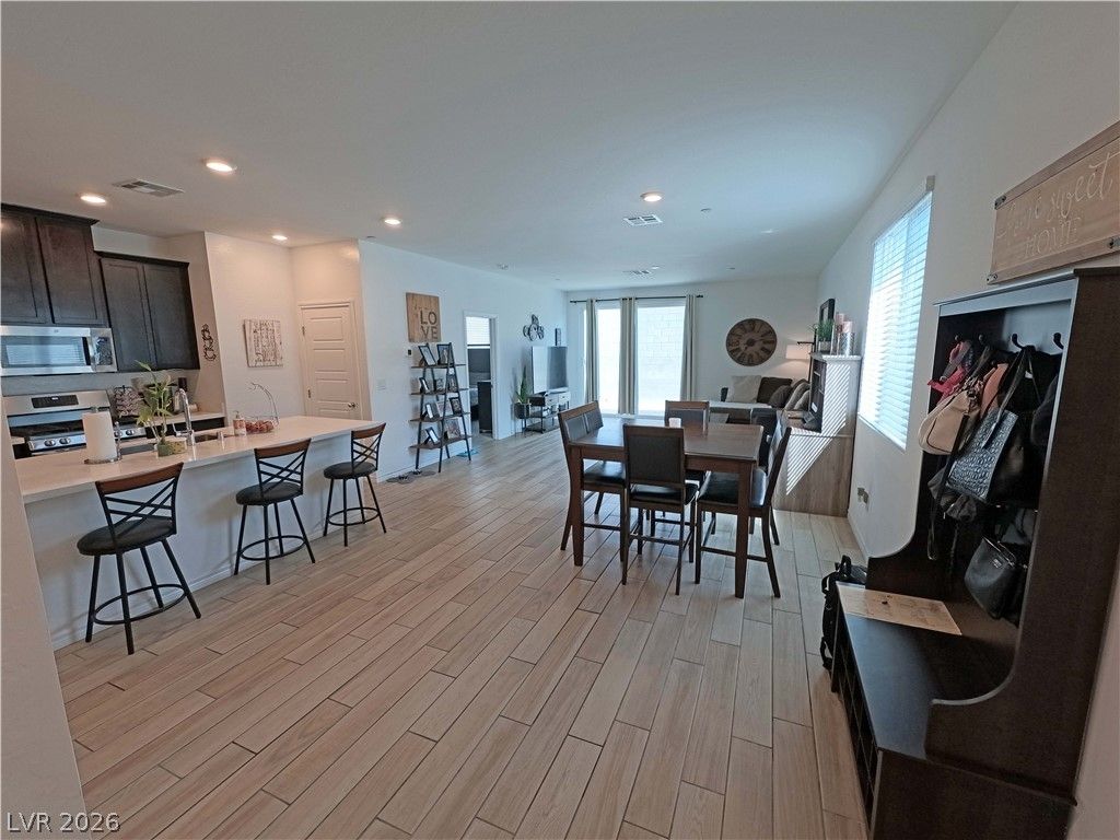 9476 White Fir Grove Court — photo 3 of 25