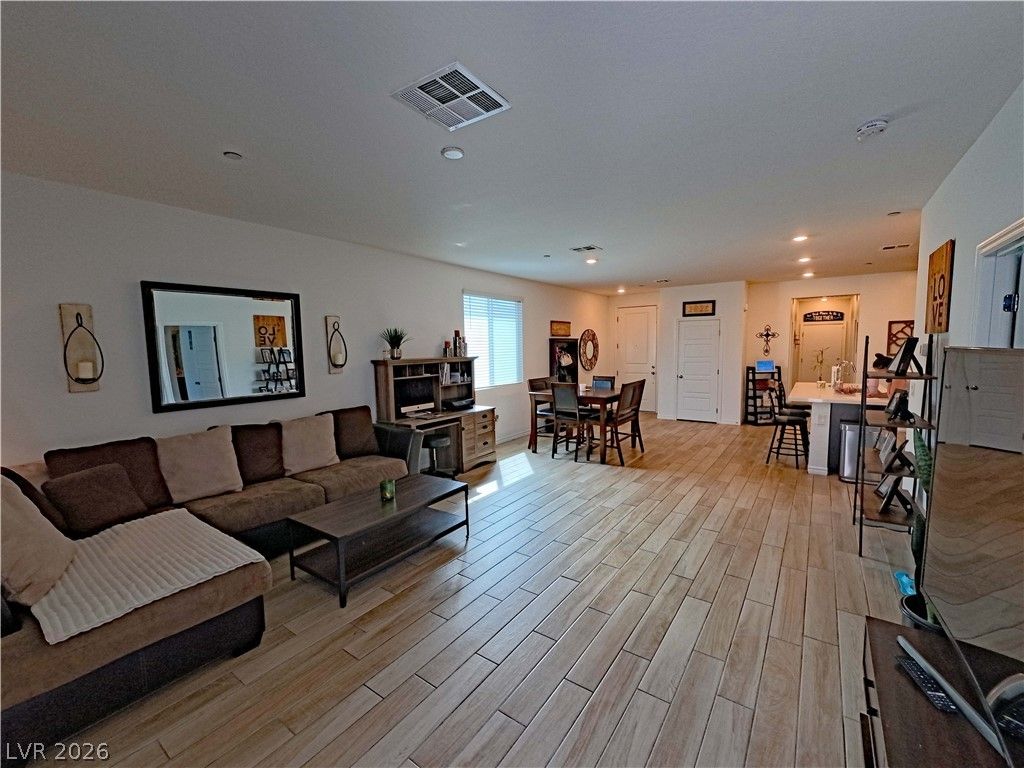 9476 White Fir Grove Court — photo 4 of 25