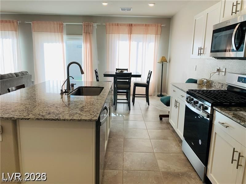 7867 Pink Opal Avenue — photo 2