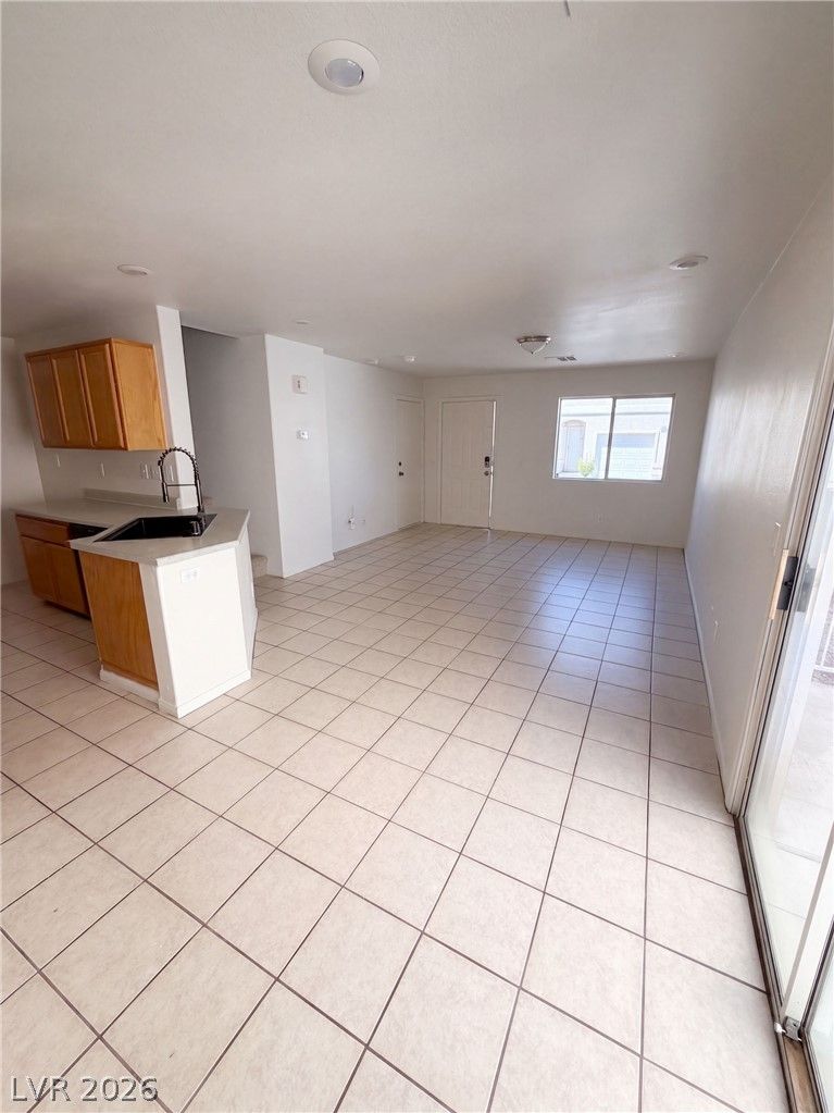 10040 Fragile Fields Street — photo 3
