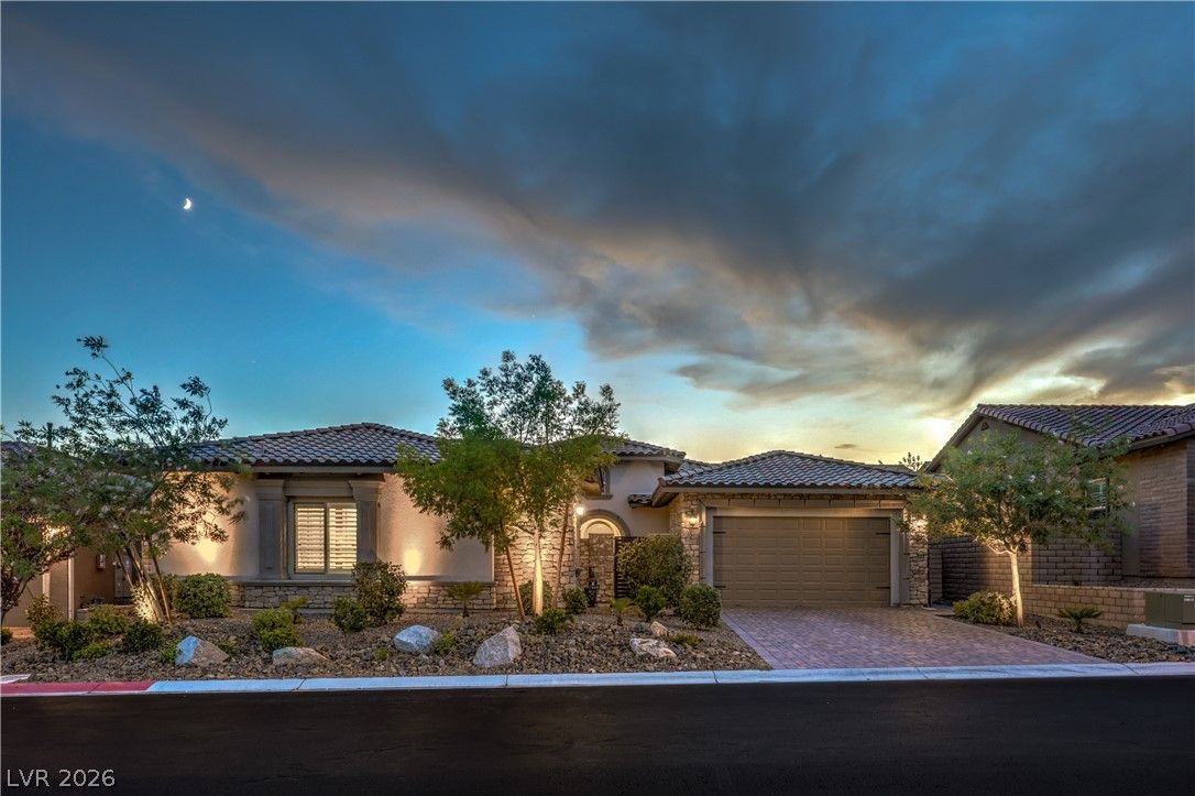 12139 Castilla Rain Avenue — photo 3