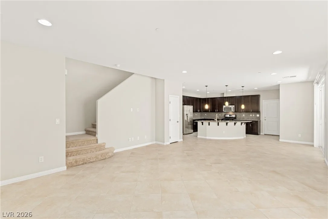 3045 Camino Rico Avenue — photo 4