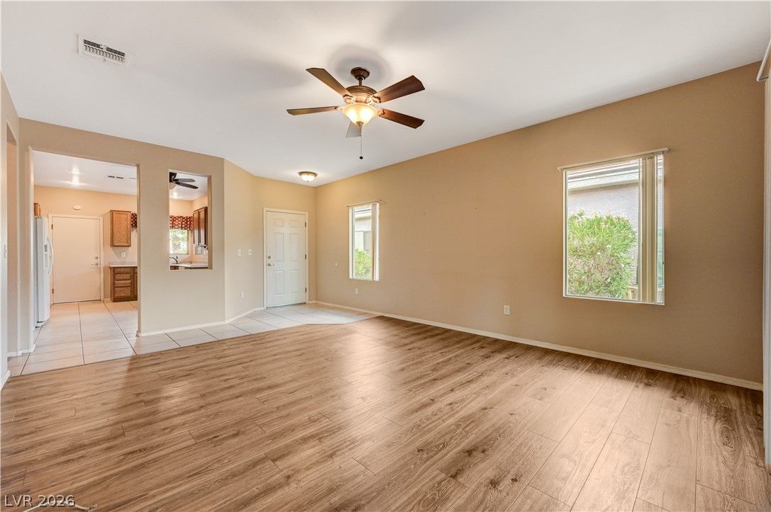 1789 Eagle Village Avenue — photo 4
