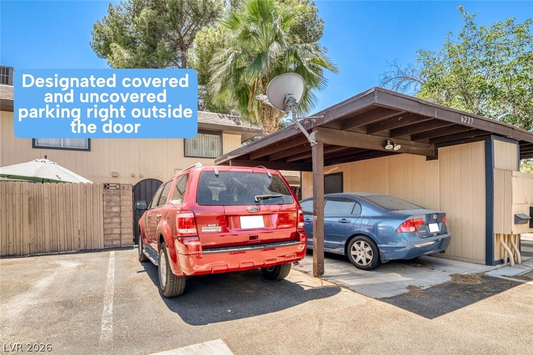 6227 Meadow Vista Lane — photo 4 of 13