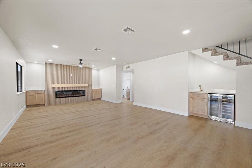 531 Carnforth Drive — photo 2