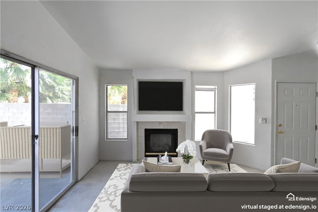 8012 Revolver Avenue — photo 4 of 20