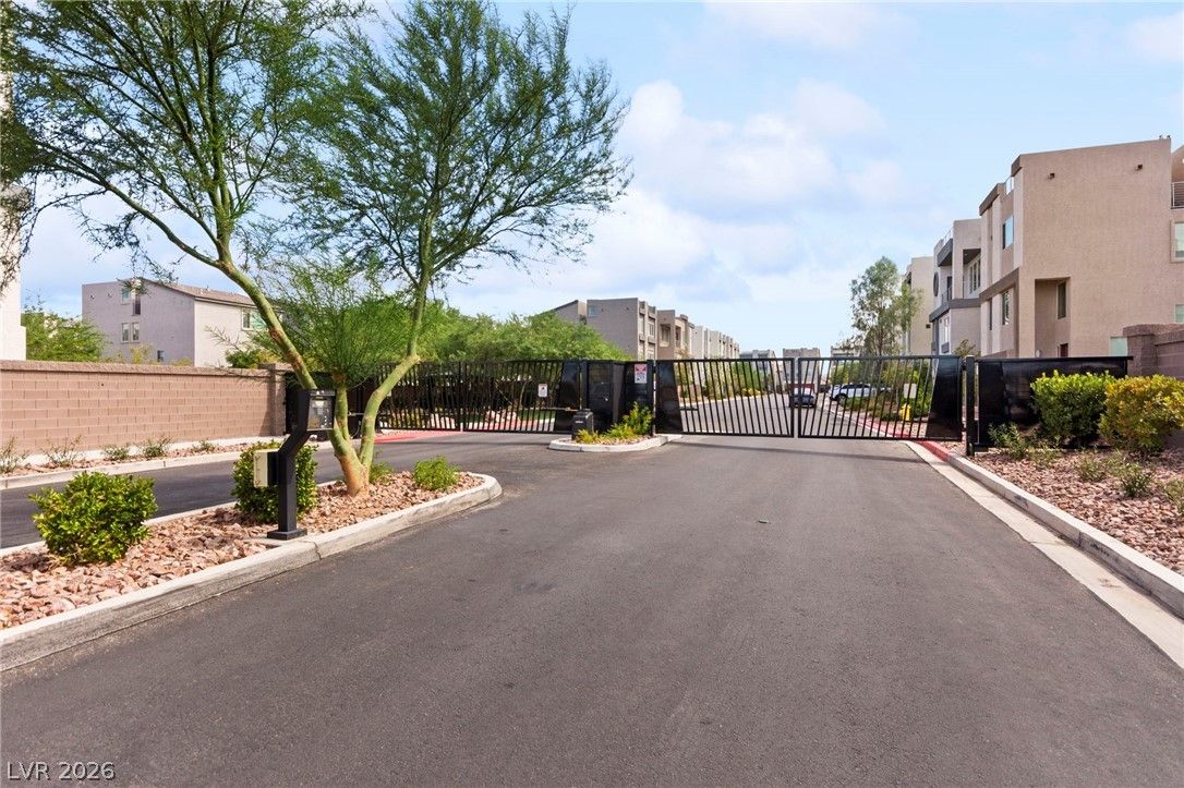 8145 Caldera Creek Street — photo 4