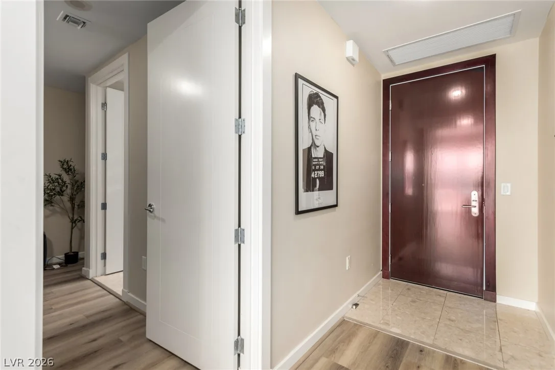 4575 Dean Martin Drive 610 — photo 4