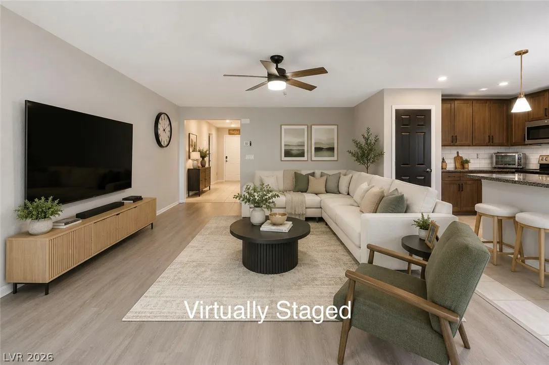 435 Triple Falls Street — photo 2