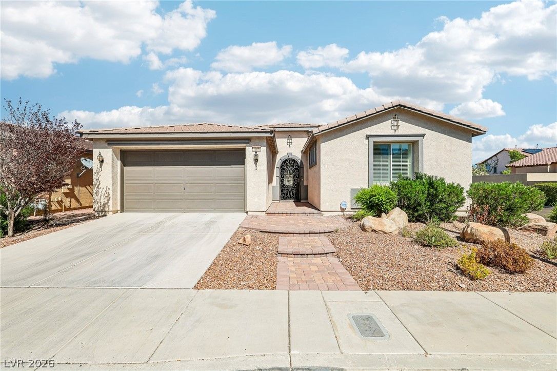 1068 Oak Fair Street — photo 1 of 5