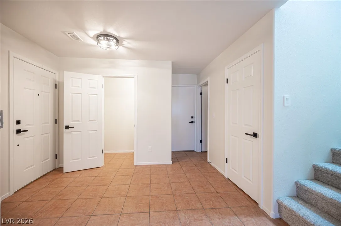 6133 Crystal Talon Street — photo 4
