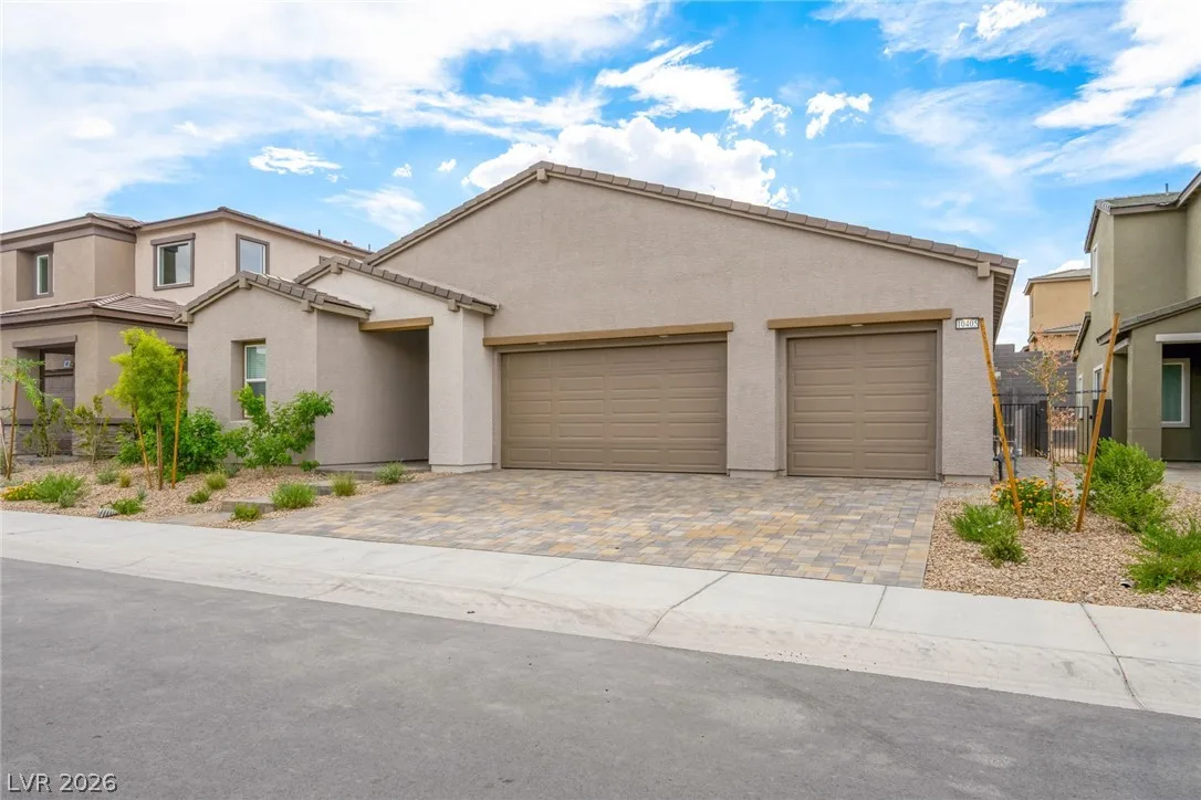 10405 Diana Summit Street — photo 2
