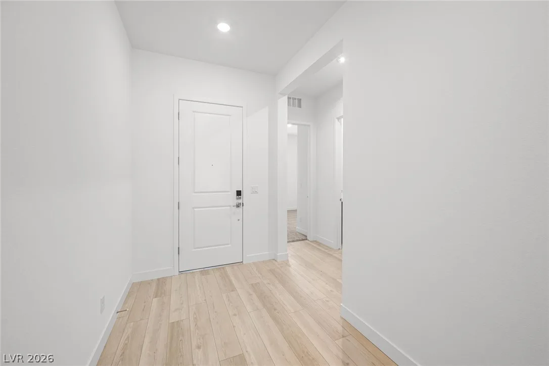 10405 Diana Summit Street — photo 3