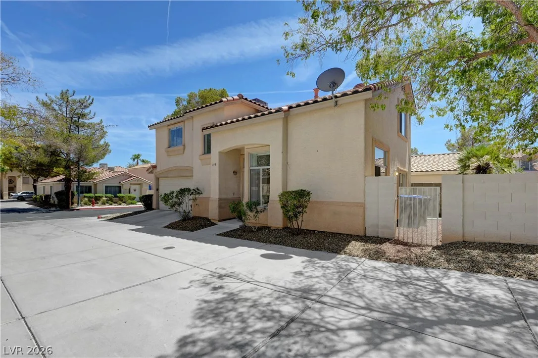 193 Chadwell Court — photo 2