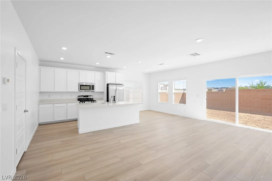 4059 Kalina Ridge Avenue — photo 3