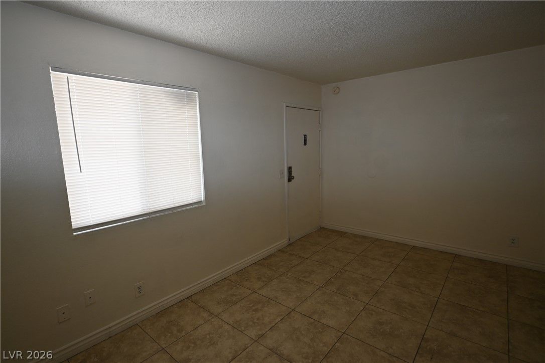 303 Eastminister Court 2 — photo 5 of 11