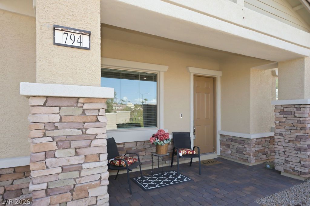 794 Charming Holly Street — photo 2