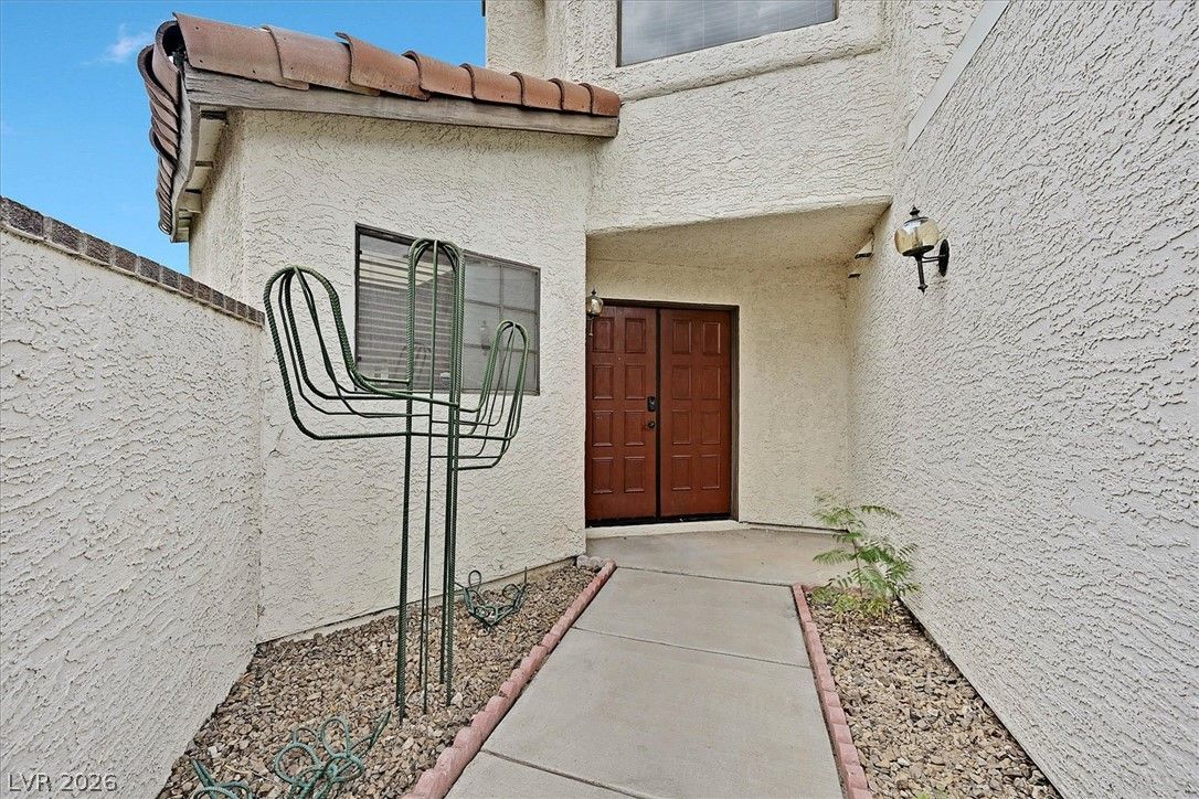 3820 Rhine Way — photo 2