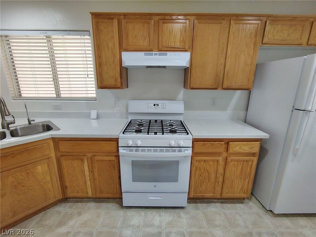 8034 Indian Blanket Street — photo 4 of 24