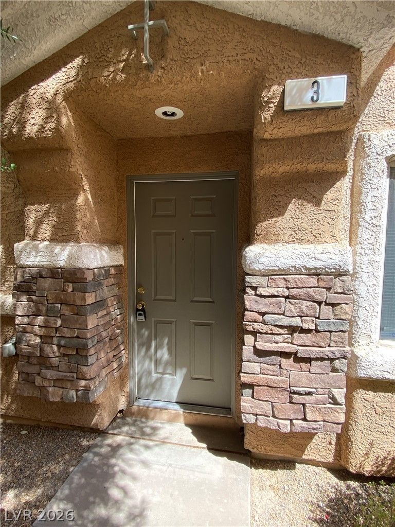 87 Stock Option Street 3 — photo 2 of 16