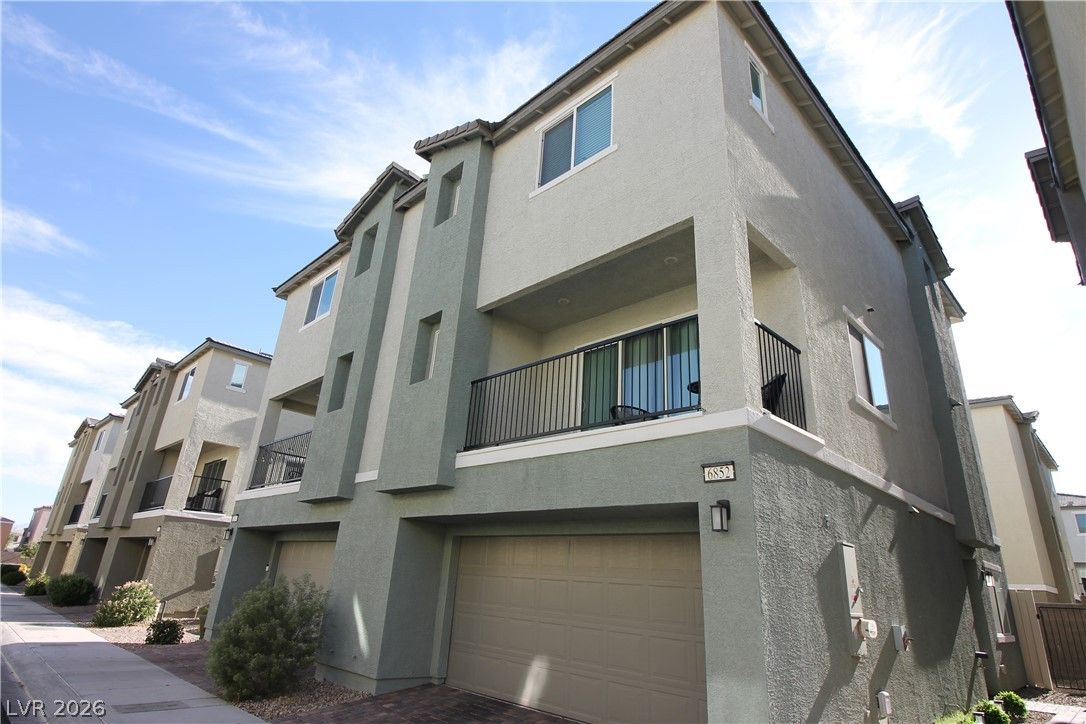 6852 Prairie Pearl Street — photo 3