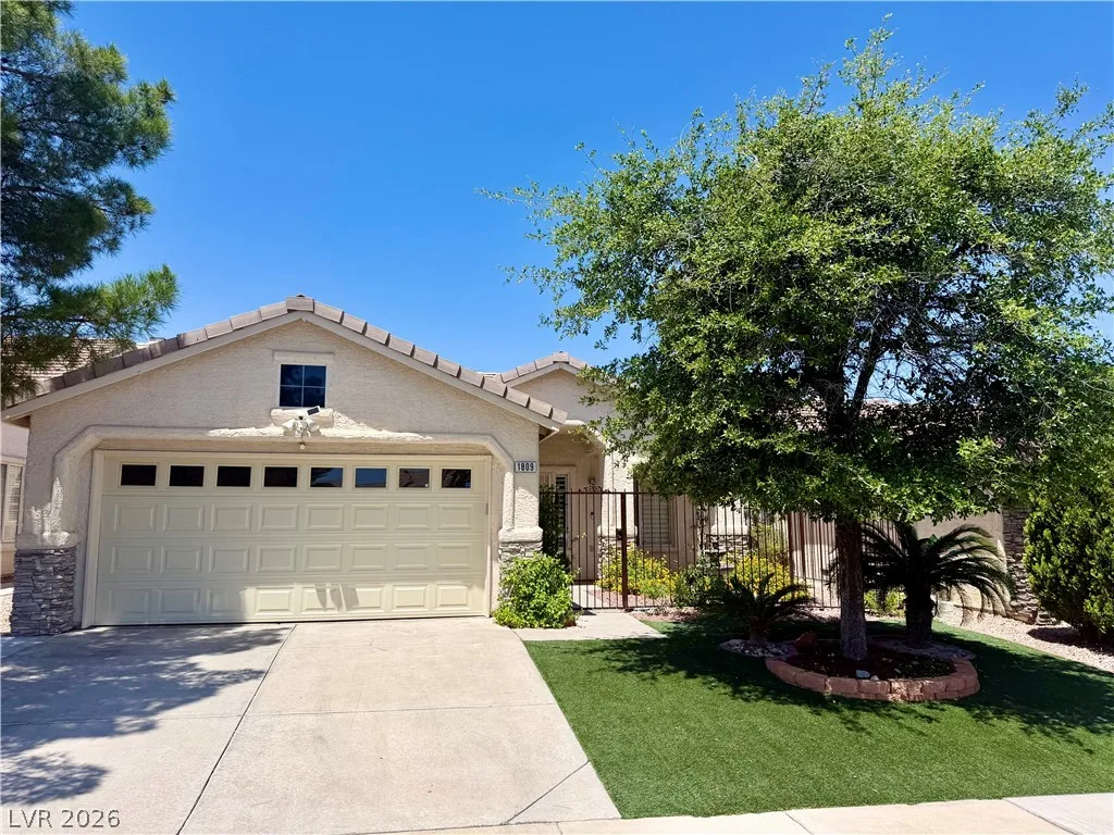 1809 Lyell Canyon Lane — photo 1