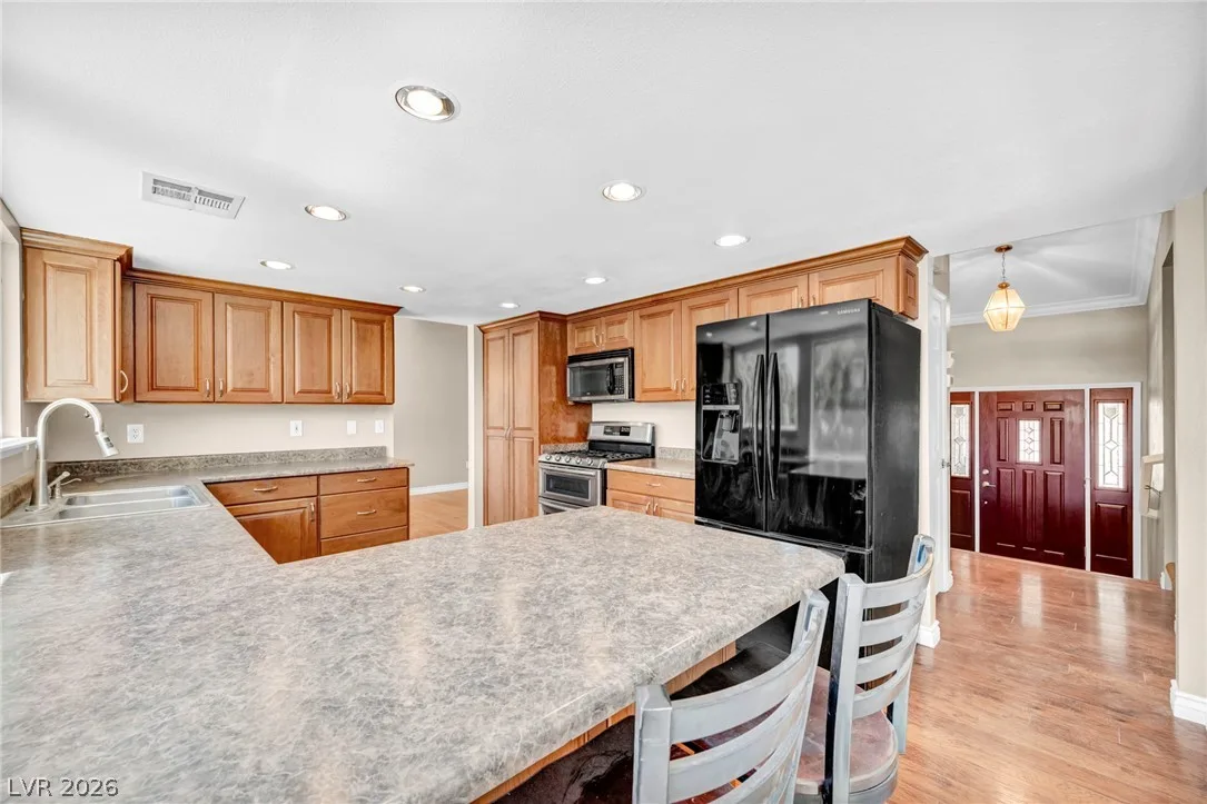 Photo 32