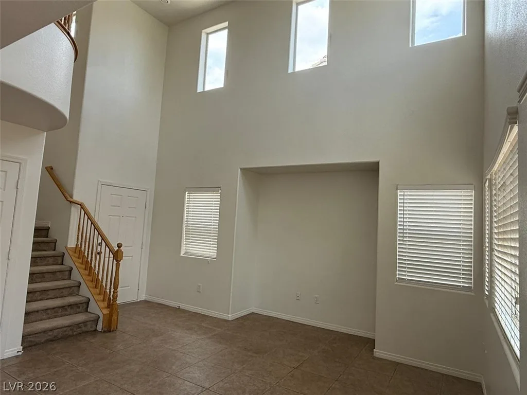 5665 Rose Tiara Drive — photo 5